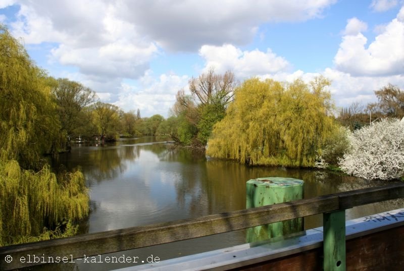 Hövel Dove-Elbe von der Schulzbrücke